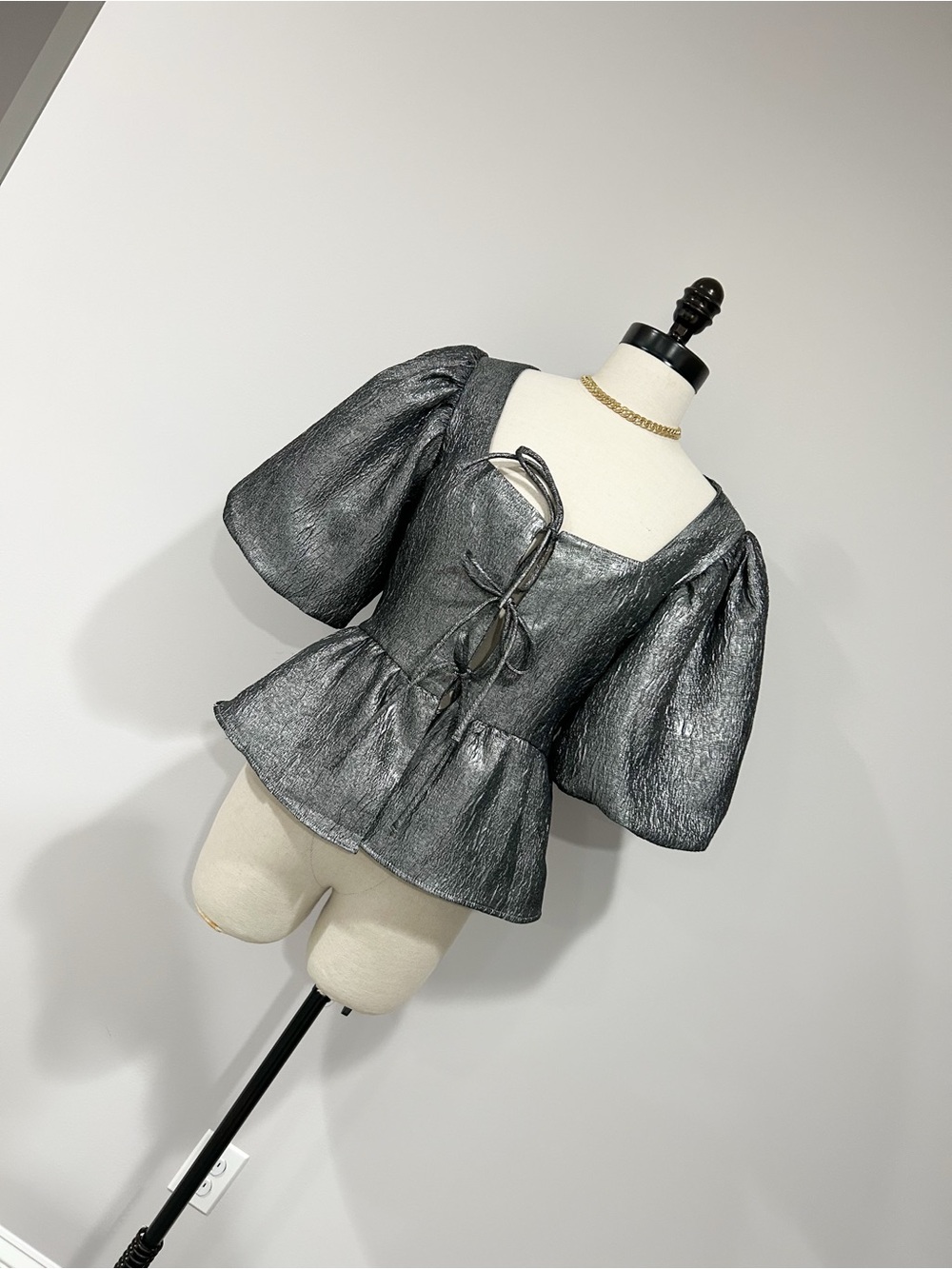 H&M Metallic Puff-Sleeve Peplum Top - Silver